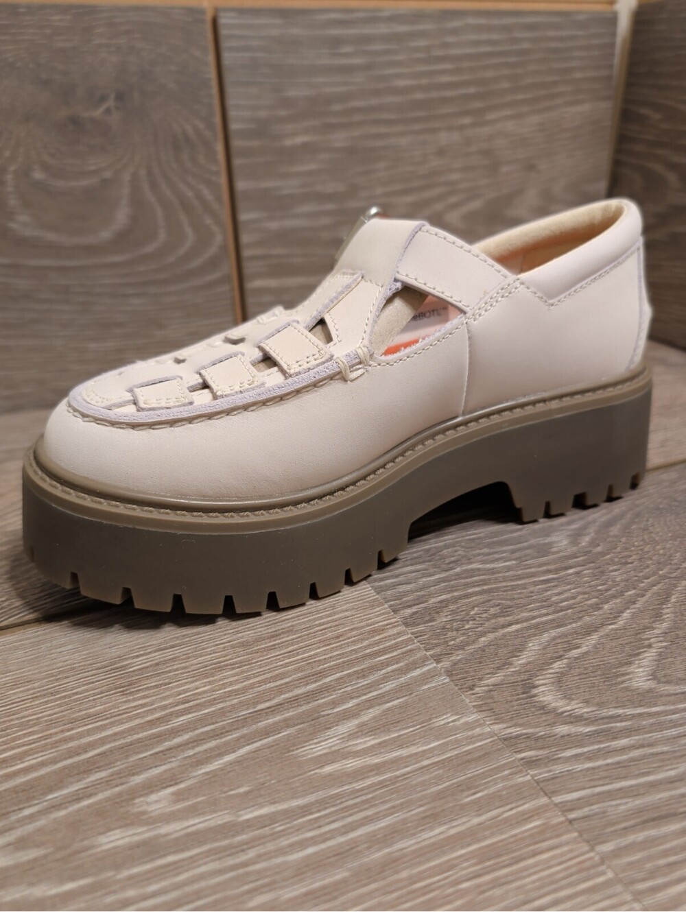 NIB Timberland Stone Street Buckle Shoe Natural Nubuck Women's US 5.5 Mary Jane